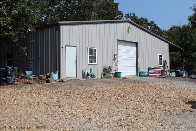 8979 Grand Prairie Road, Charleston, AR 72933