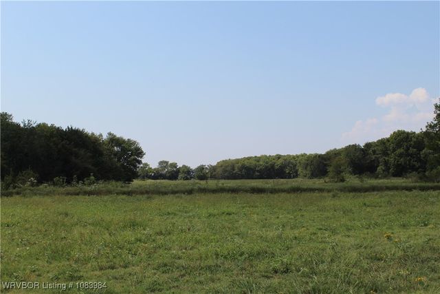 8979 Grand Prairie Road, Charleston, AR 72933