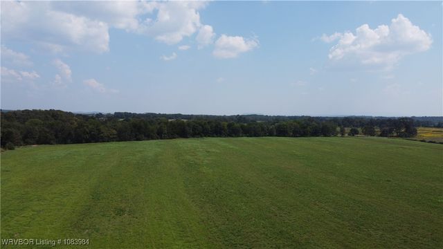 8979 Grand Prairie Road, Charleston, AR 72933