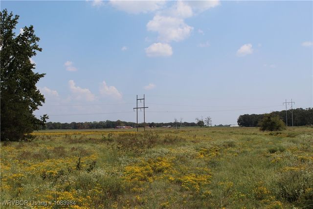 8979 Grand Prairie Road, Charleston, AR 72933