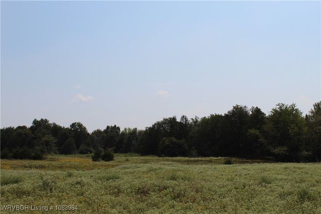 8979 Grand Prairie Road, Charleston, AR 72933
