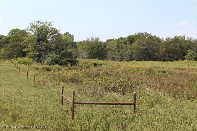 8979 Grand Prairie Road, Charleston, AR 72933