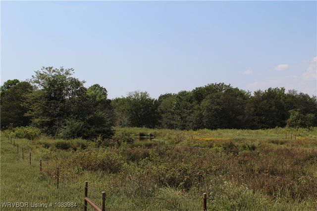 8979 Grand Prairie Road, Charleston, AR 72933