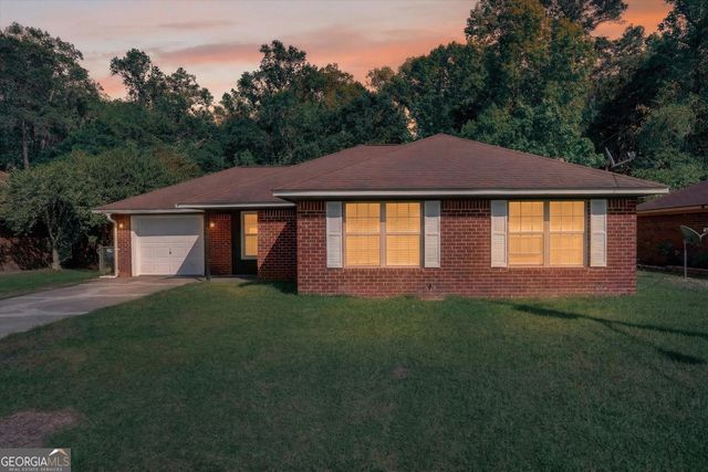 815 Sagewood Drive, Hinesville, GA 31313