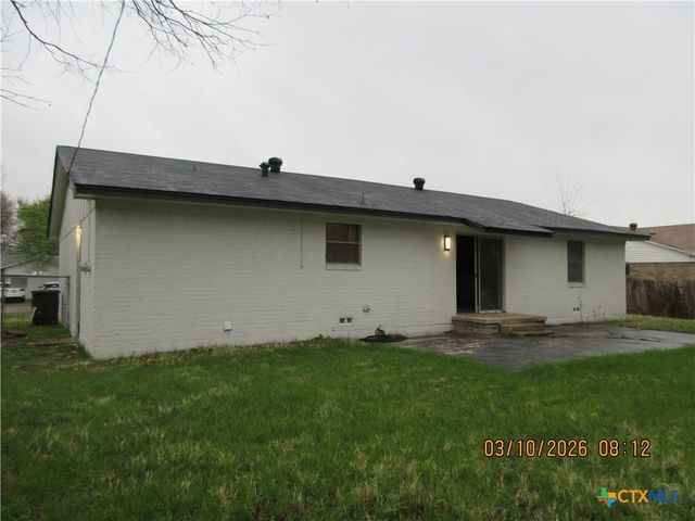 1401 Pine Drive, Killeen, TX 76543