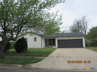 1401 Pine Drive, Killeen, TX 76543