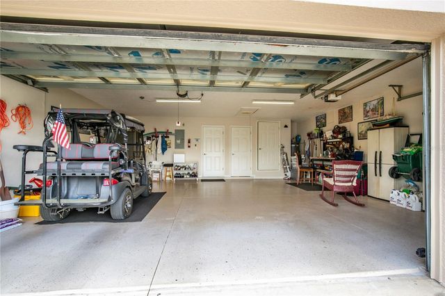 5225 CHANTICLEER DRIVE, Leesburg, FL 34748