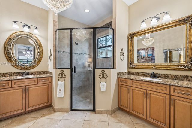 5574 49th Avenue, Vero Beach, FL 32967