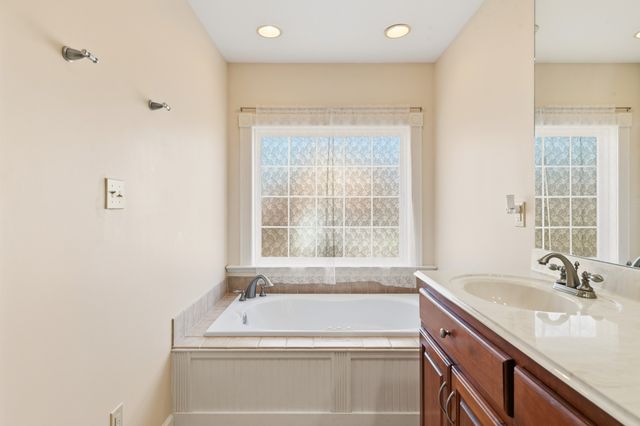 6774 Polk Ln, Columbia, TN 38401