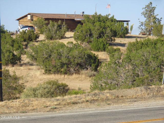 106th Cor Fort Tejon Rd Pav 1, Pearblossom, CA 93553