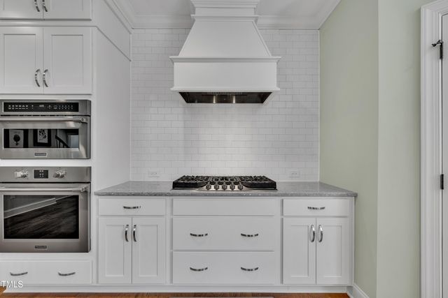 182 Prince Place Drive, Fuquay Varina, NC 27526