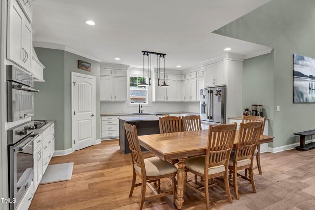 182 Prince Place Drive, Fuquay Varina, NC 27526