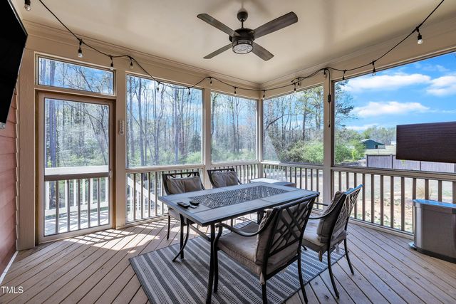 182 Prince Place Drive, Fuquay Varina, NC 27526