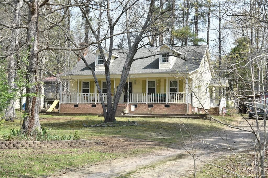 2712 CHARWOOD Place, Sanford, NC 27330