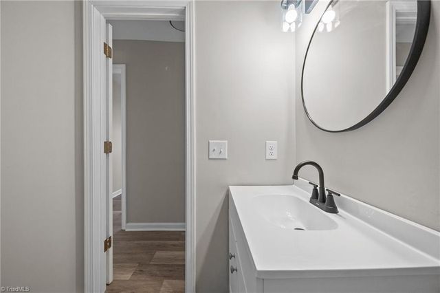 3510 Cedartree Terrace, Winston-salem, NC 27127