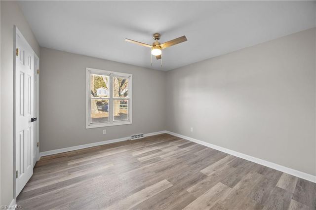 3510 Cedartree Terrace, Winston-salem, NC 27127