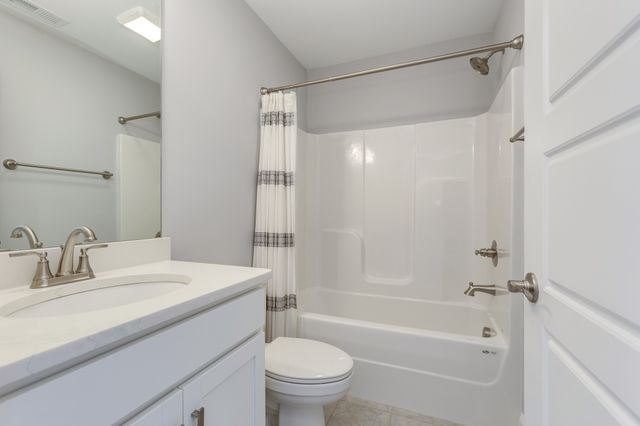 606 Bella Ct, Lebanon, TN 37087