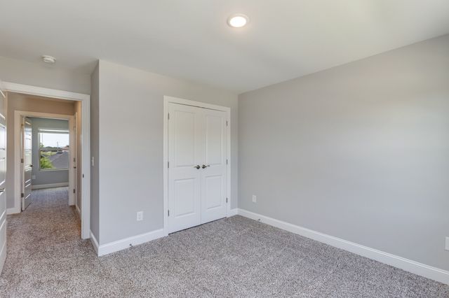 606 Bella Ct, Lebanon, TN 37087
