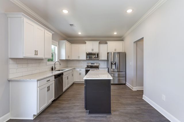 606 Bella Ct, Lebanon, TN 37087