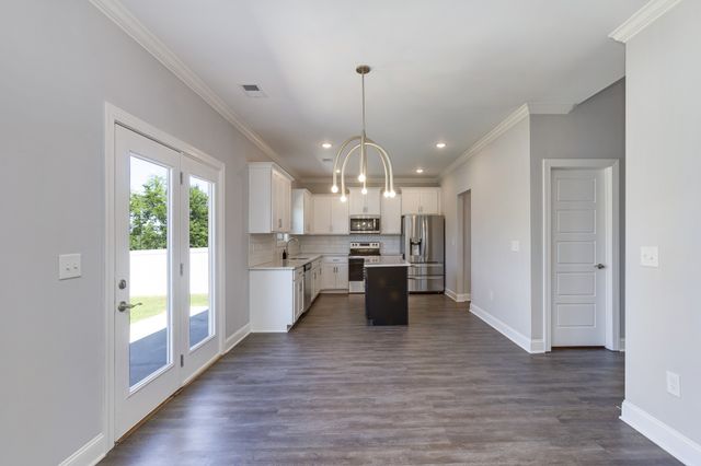 606 Bella Ct, Lebanon, TN 37087