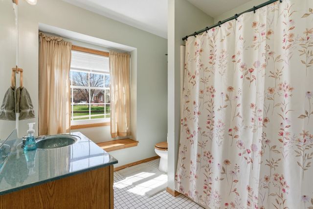 1734 Lakeland Ct, El Dorado, KS 67042