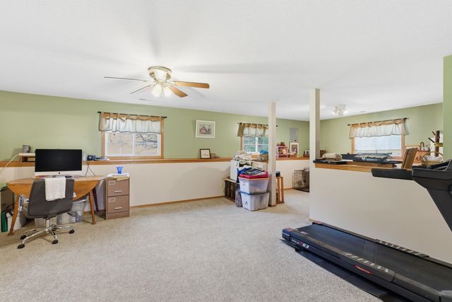 1734 Lakeland Ct, El Dorado, KS 67042