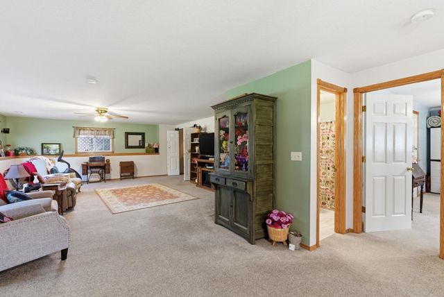 1734 Lakeland Ct, El Dorado, KS 67042