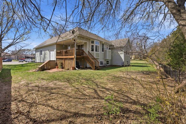 1734 Lakeland Ct, El Dorado, KS 67042