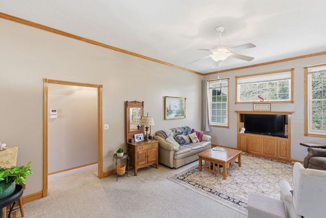 1734 Lakeland Ct, El Dorado, KS 67042