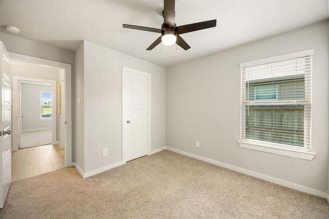723 Larkspur Shadow Drive, Magnolia, TX 77354