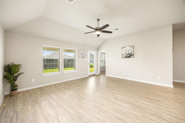 723 Larkspur Shadow Drive, Magnolia, TX 77354