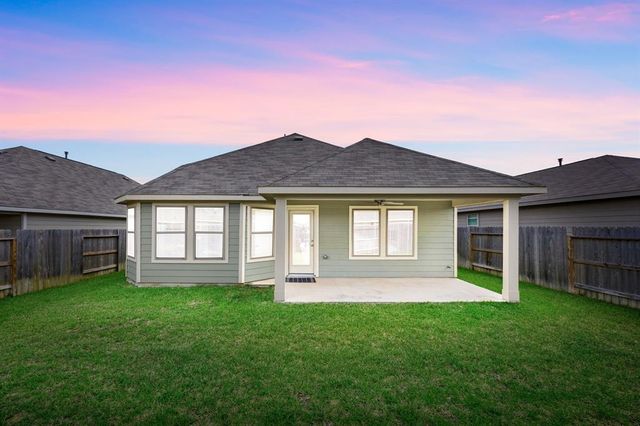 723 Larkspur Shadow Drive, Magnolia, TX 77354