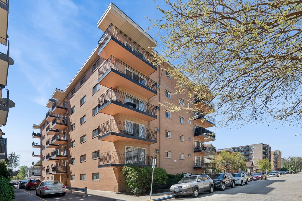 7432 Washington Street 202, Forest Park, IL 60130