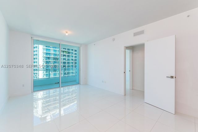 1080 Brickell Ave 3207, Miami, FL 33131