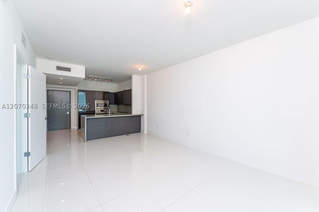 1080 Brickell Ave 3207, Miami, FL 33131