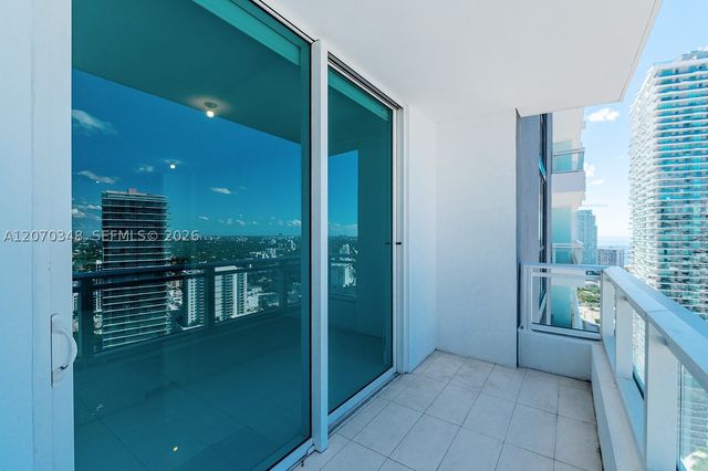 1080 Brickell Ave 3207, Miami, FL 33131