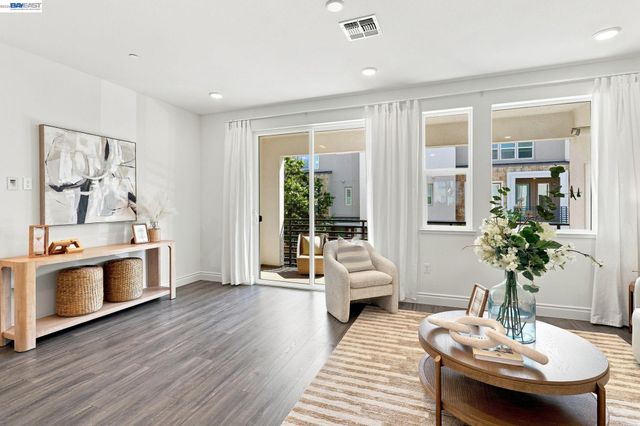 3943 Summit Rd, Dublin, CA 94568