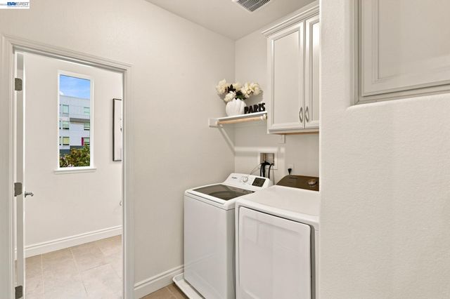3943 Summit Rd, Dublin, CA 94568