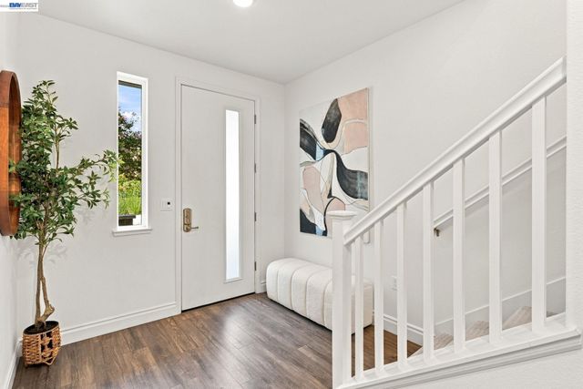 3943 Summit Rd, Dublin, CA 94568