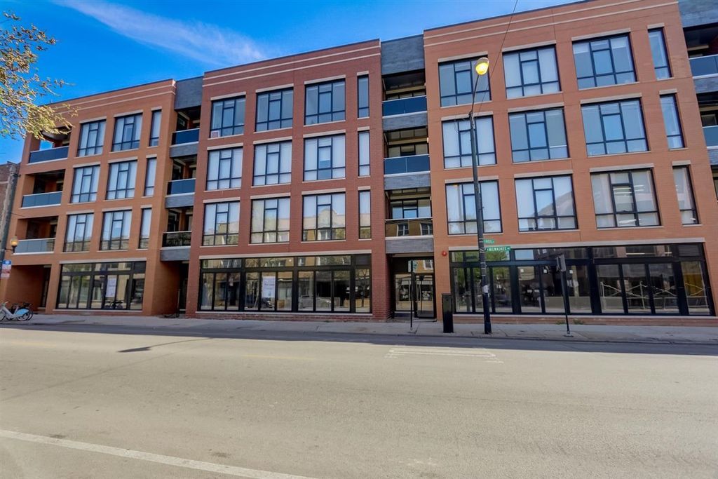 3101 N Milwaukee Avenue, Chicago, IL 60647