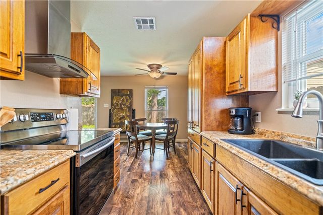 2309 Manitoba Dr, Corpus Christi, TX 78418