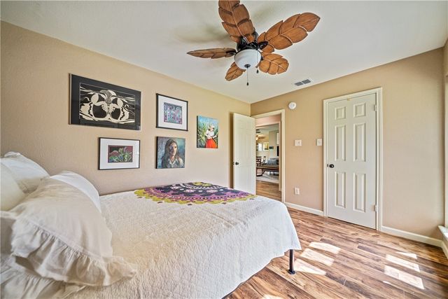 2309 Manitoba Dr, Corpus Christi, TX 78418