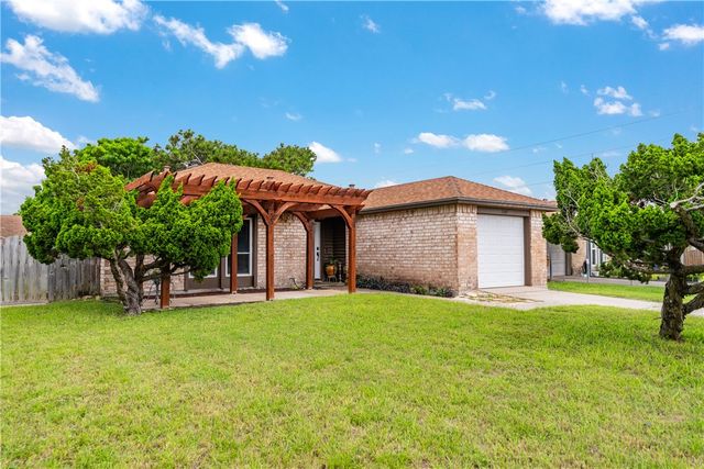 2309 Manitoba Dr, Corpus Christi, TX 78418