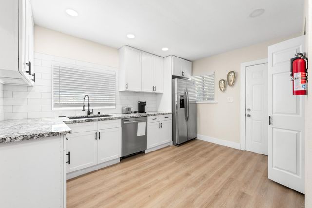 4280-4278 Custis Ave, Sacramento, CA 95822