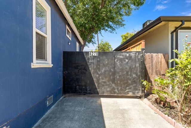 4280-4278 Custis Ave, Sacramento, CA 95822