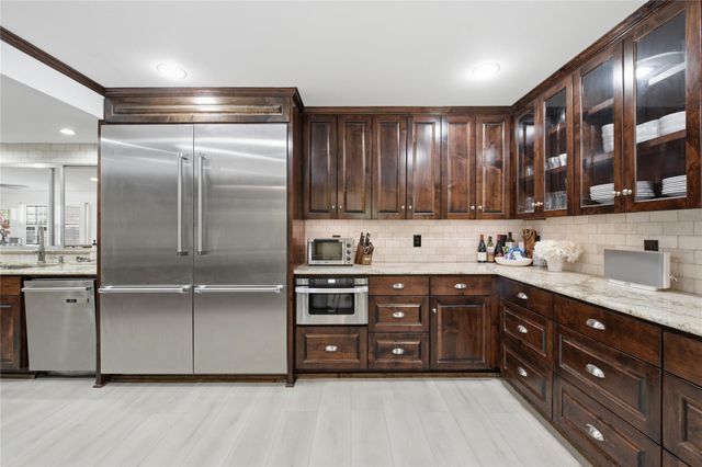 3409 Lakeside DR, Austin, TX 78723