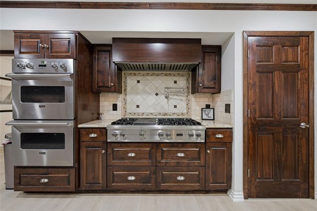 3409 Lakeside DR, Austin, TX 78723