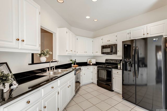 13931 Red Maple Wood, San Antonio, TX 78249