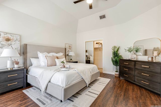 13931 Red Maple Wood, San Antonio, TX 78249