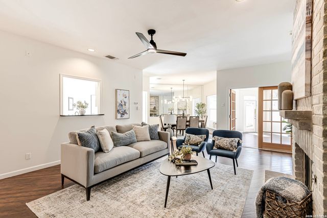 13931 Red Maple Wood, San Antonio, TX 78249